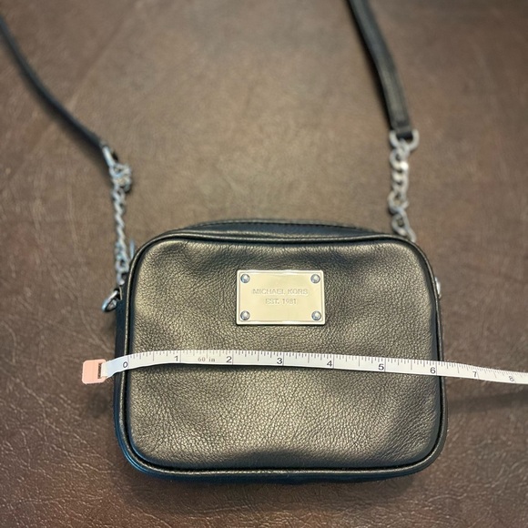 Michael Kors Black Crossbody Bag with Chain Strap - Picture 2 of 6